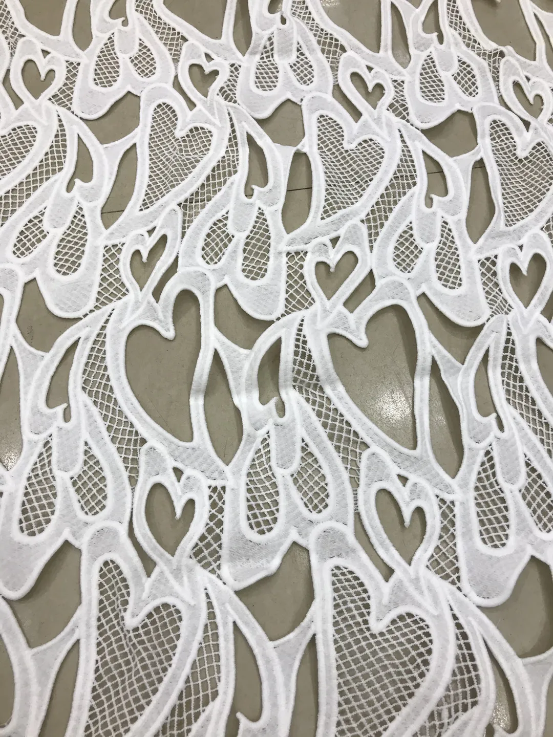 

White milk silk water soluble hollow lace white water soluble fabric Africa Nigeria fabric lace for women's formal wear fabric