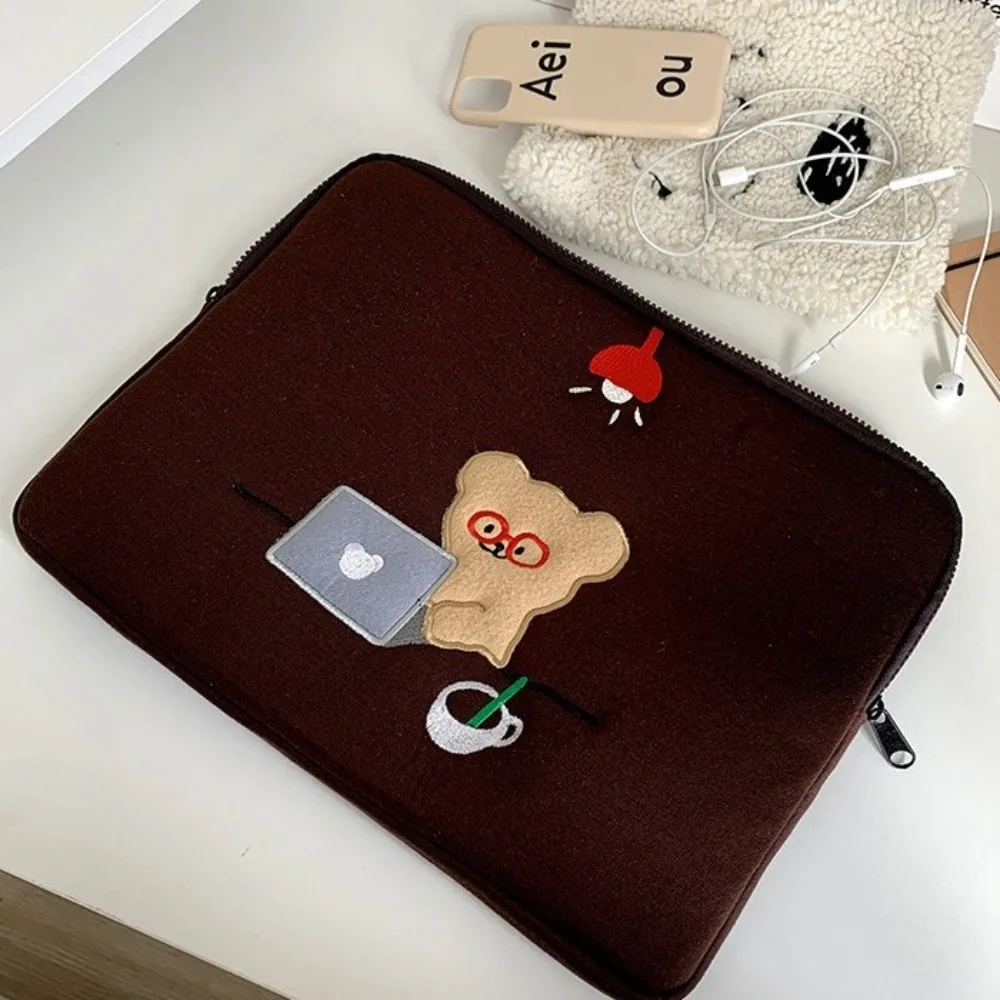 Adorable Cartoon Bear Tablet and Laptop Protective Sleeve - Shockproof Portable Soft Case for 11/13/15 Inch Devices