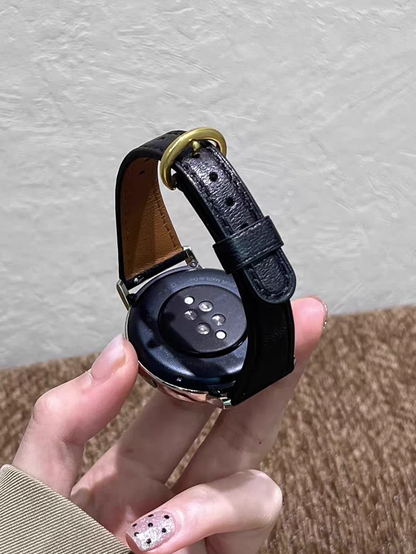 Premium Leather Loop Band - Universal Fit for Smartwatches, Multiple Sizes Available