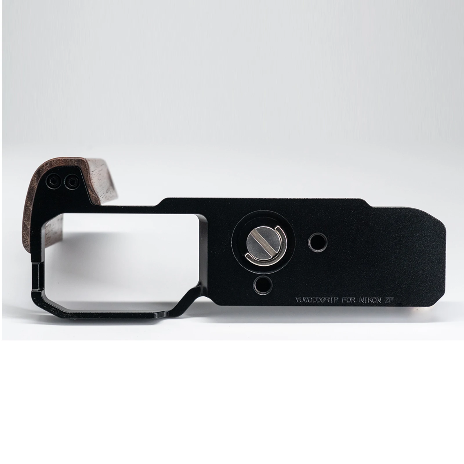 Рисунок 2 - Деревянный L-образный держатель