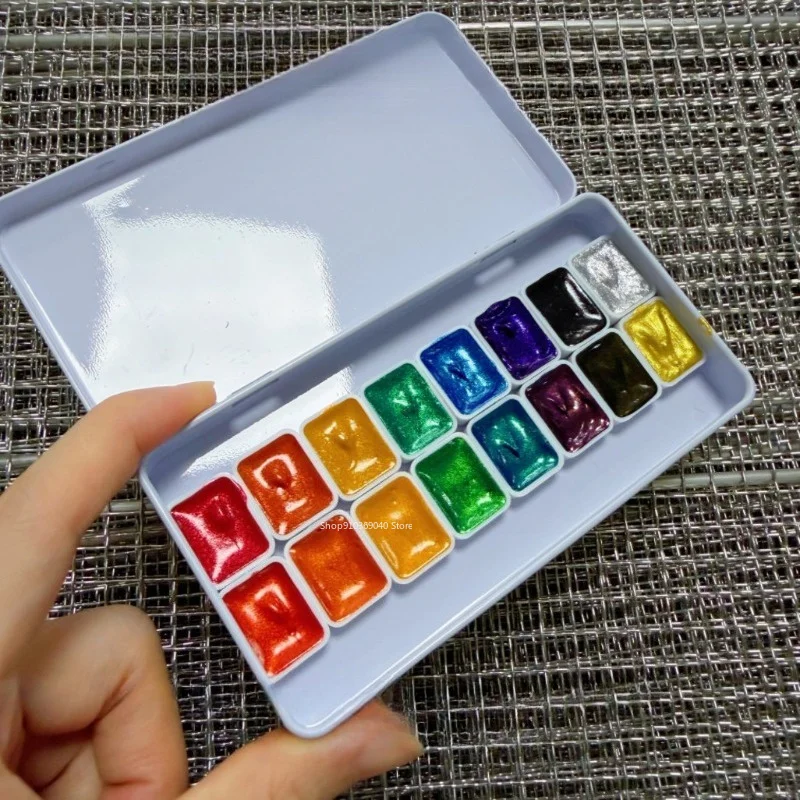 Holbein 16-Color Pearlescent Watercolors 4