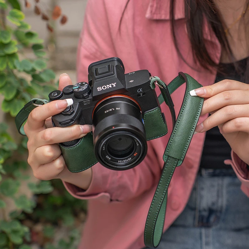 Vlogger 가죽 보호 케이스 카메라 숄더 스트랩,  A7M4 A7IV A7 IV 빈티지 하프 케이스 가방, 베이스 커버 액세서리