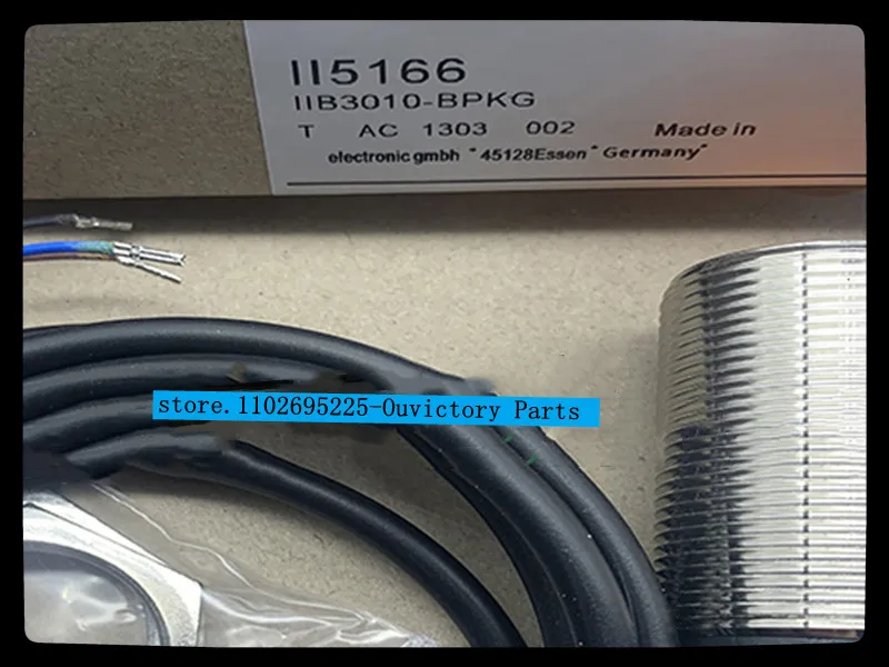 

2pcs New II5166 II5709 proximity switch