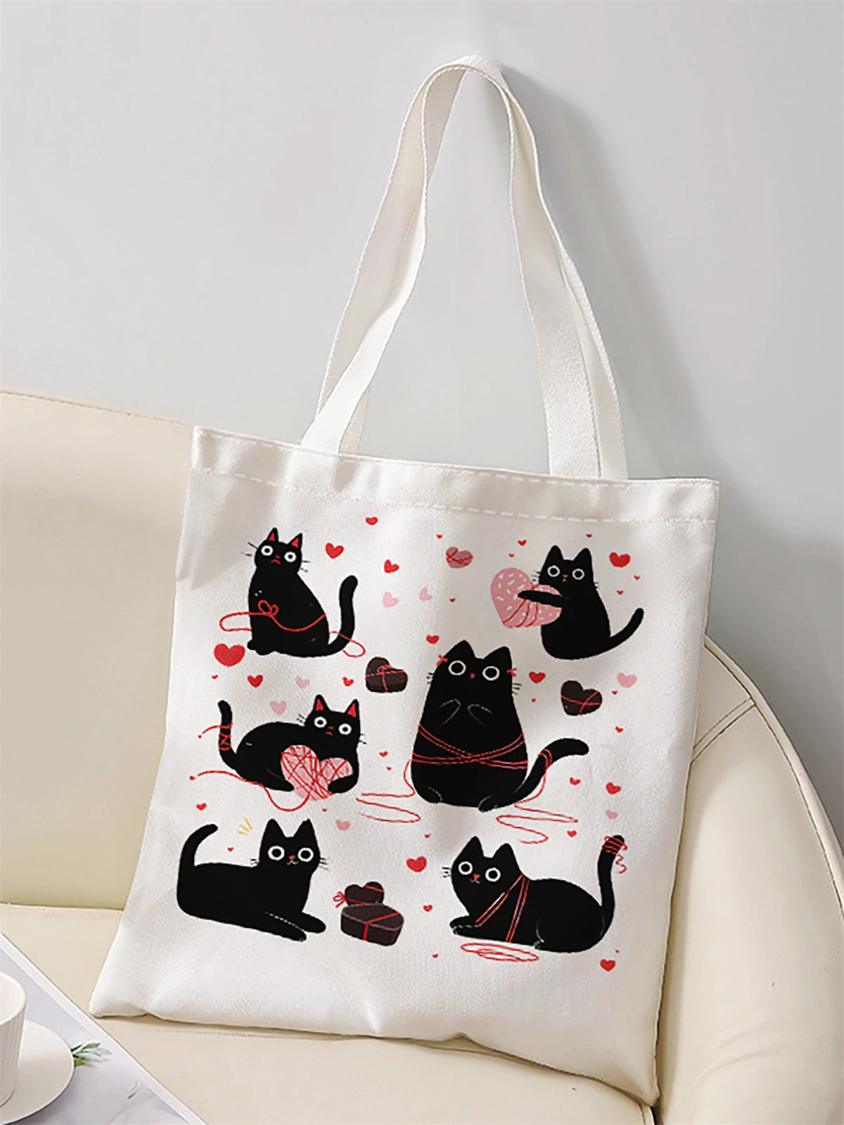 Black cat pattern printed casual handbag, reusable fashionable backpack, multifunctional handbag, canvas shopping bag