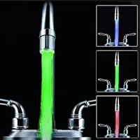 7 changement de couleur automatiquement LED robinet d'eau lumière jet d'eau changement de couleur robinet robinet d'évier pour cuisine et salle de bains 6