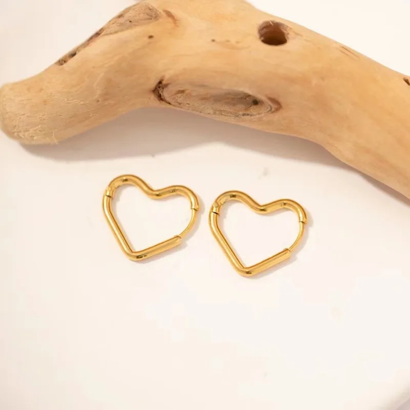2pcs Stainless Steel Heart Earrings Studs For Women Girl Simple Punk Hoop Earrings Piercing Jewelry Gift