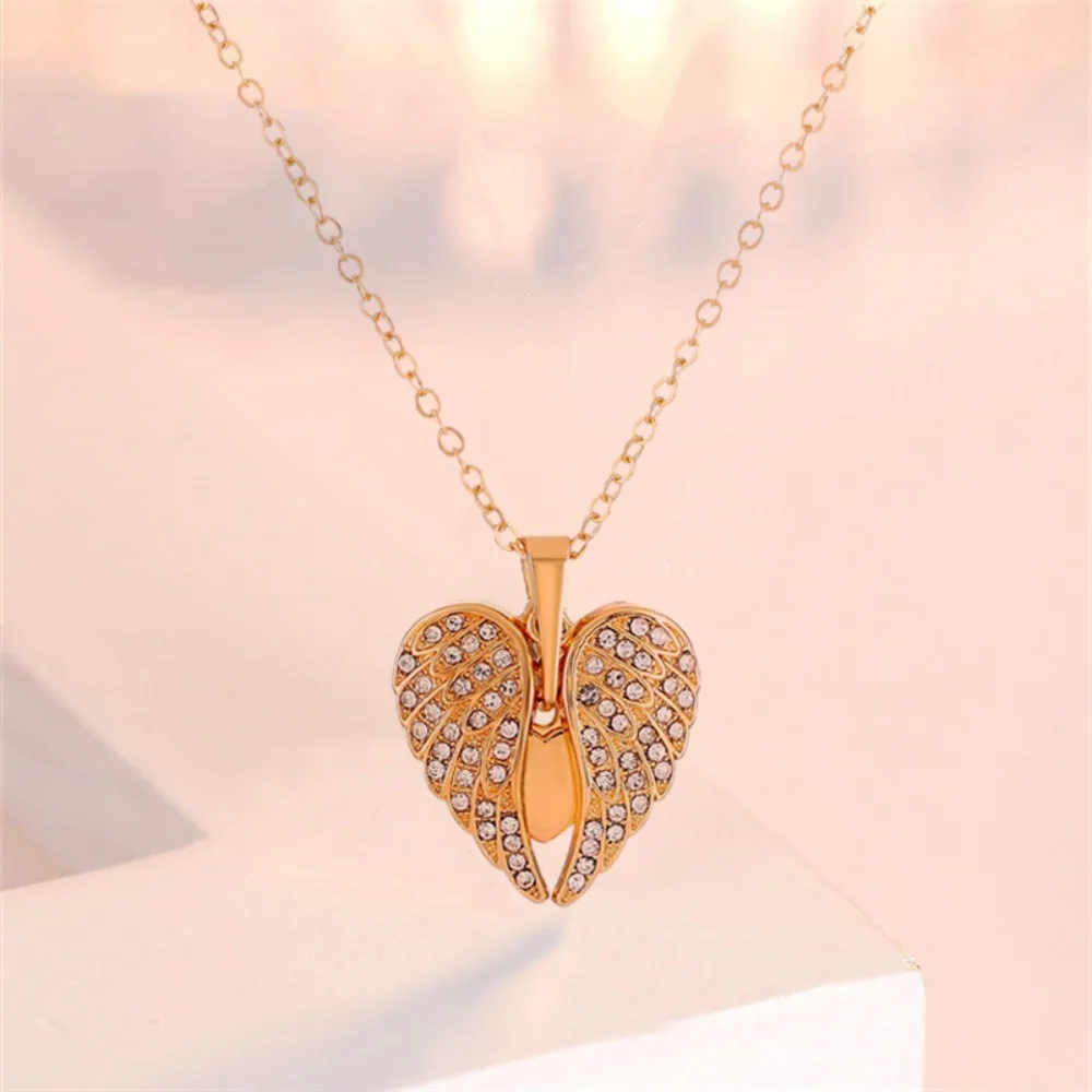 Heart Angel Wings Openable Pendant Necklace, Fashionable  Cute Party Jewellery Valentine's Day Gift, for Women, Mum