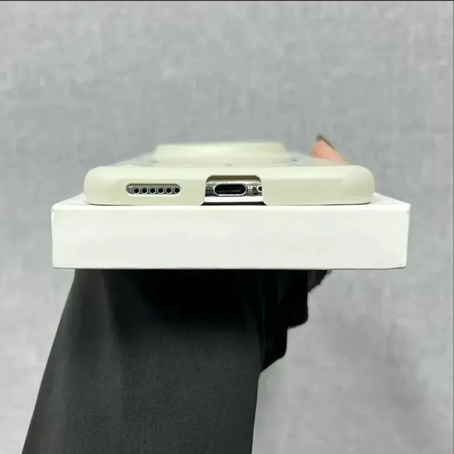 Ultra Slim Frameless Magnetic Wireless Charging Phone Case