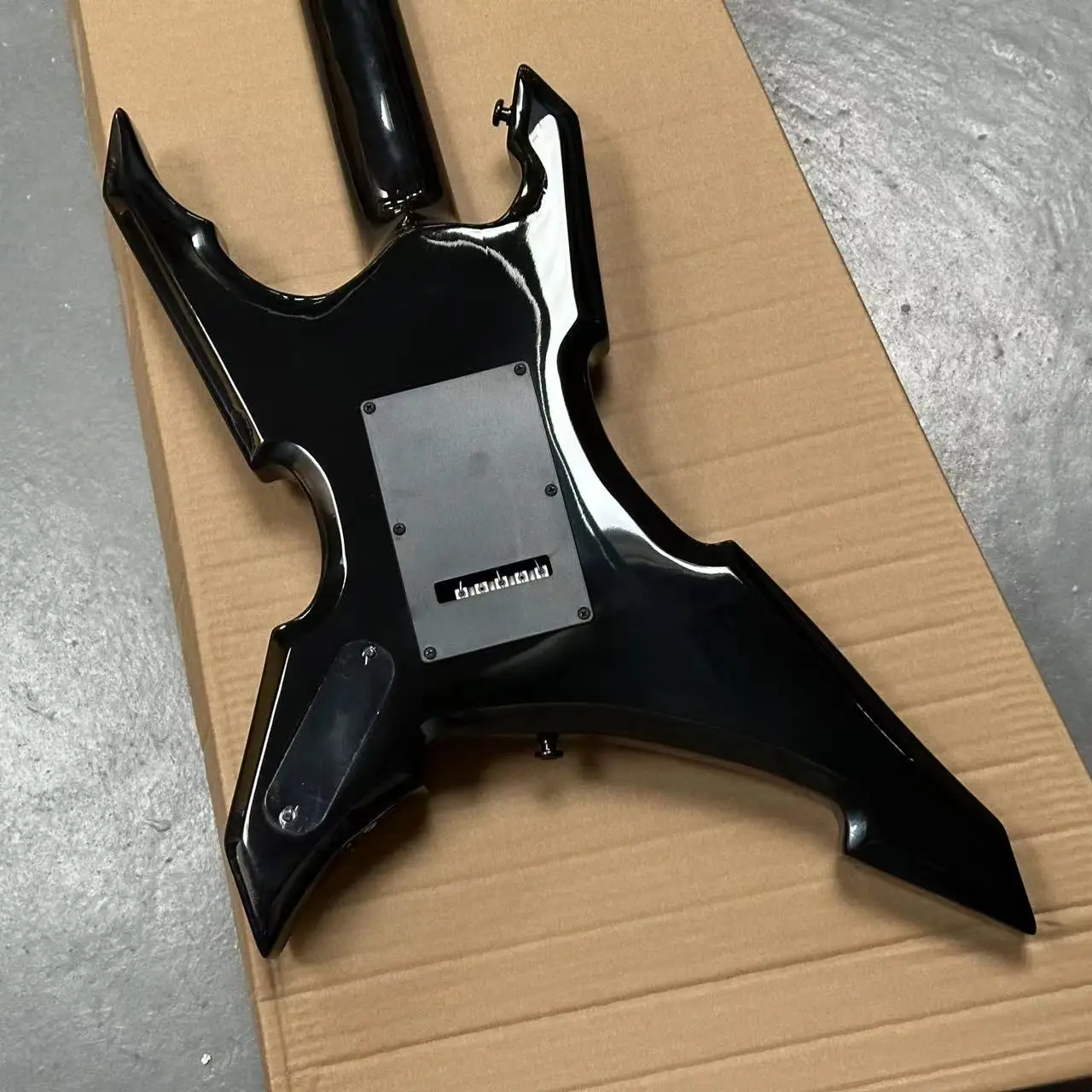 Jac k.s-on Electric Guitar black hardware OWN-brand