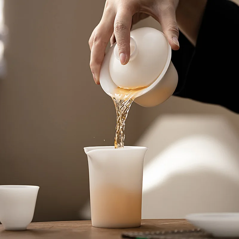 150ml Burnt Mutton Fat Jade White Porcelain Gaiwan Japanese Tea Tureen Tea Cover Bowl Ceremony Supplies Teaware Gift Box