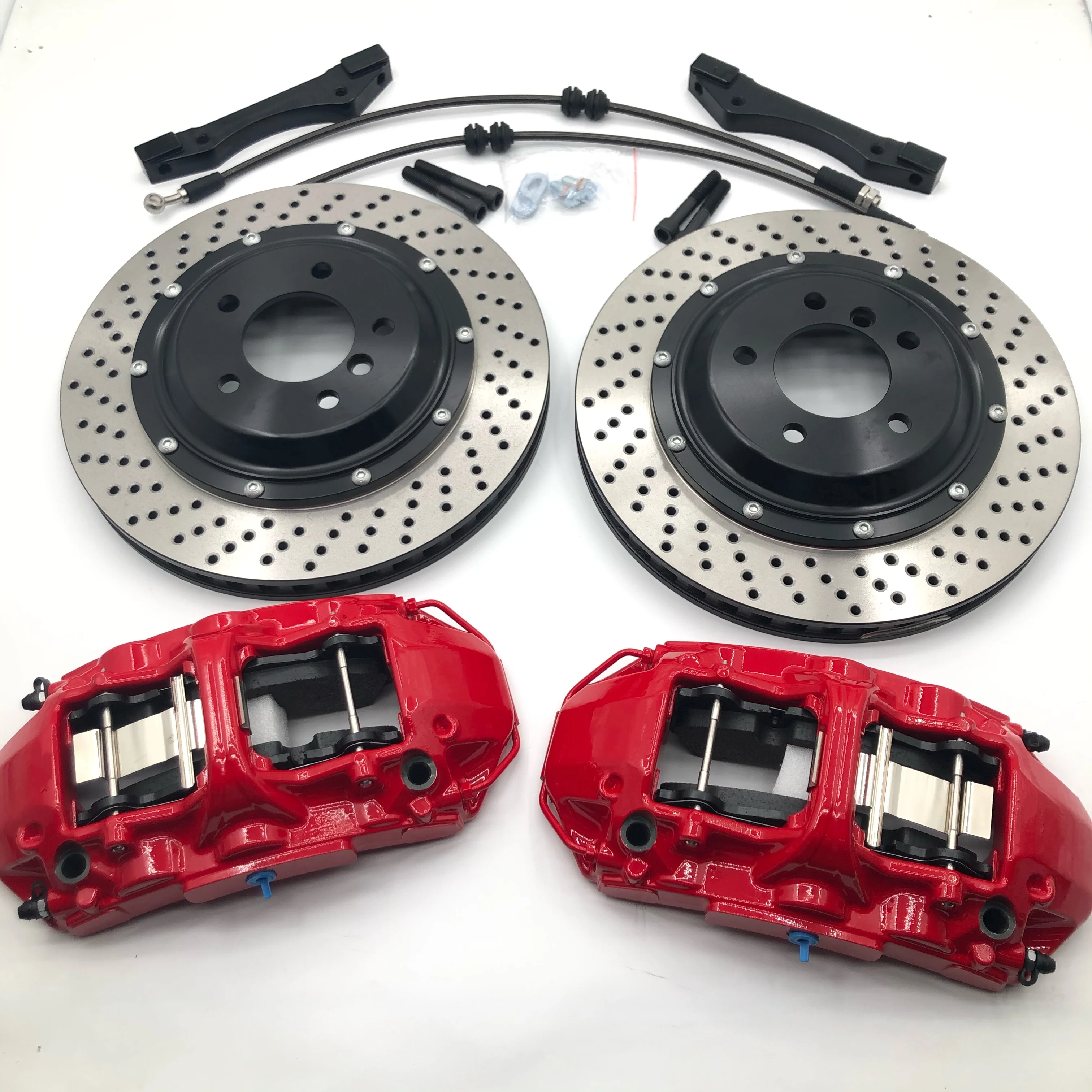 

High quality GT6 caliper set with 6 pistons, paired with 355-410mm brake discs, suitable for Passat Audi A3 S3 Skoda BMW 3 Serie