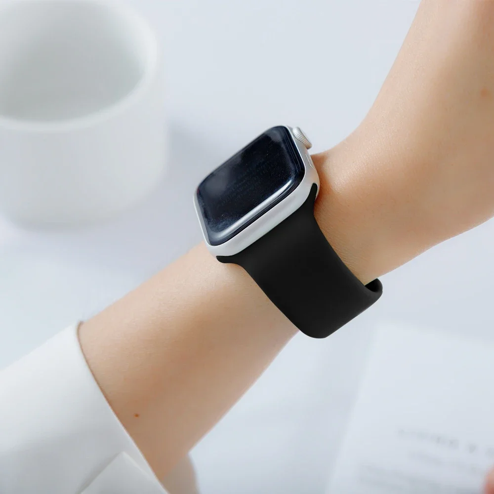 Premium Silicone Strap for Smartwatch - Durable and Stylish Bracelet Replacement Band