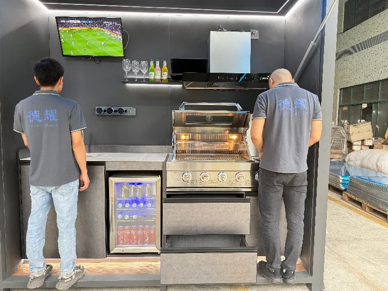 2025 New Modular SS304 Outdoor BBQ Kitchen with Disassemble Closable Shed BBQ Grills and Sink&fridge Combo for Family Party 6