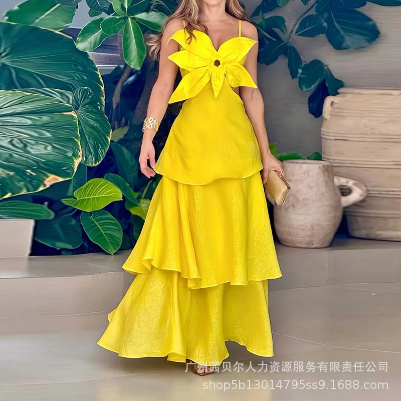 

2024 Spring Summer New Women's Clothing Three-Dimensional Flower Cutting Design Sling Midriff Outfit Ruffled Slim Fit Dress