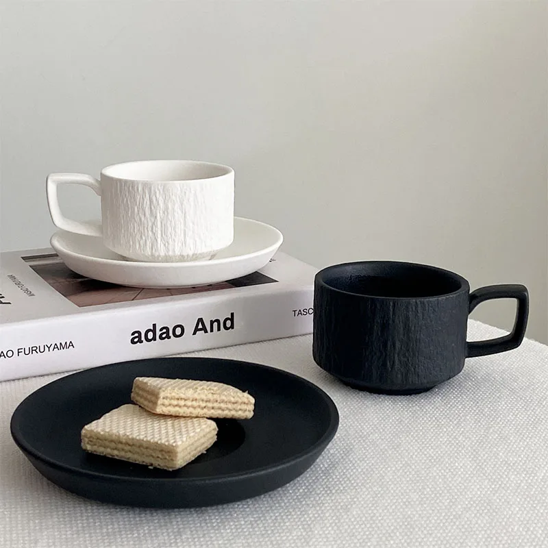Black & White Ceramic Coffee Cup Set 2