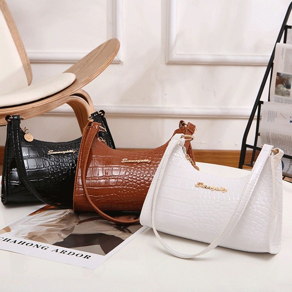 New Crossbody Bag Women's Versatile Simple Underarm Bag Casual Fashionable Diagonal Shoulder Bag