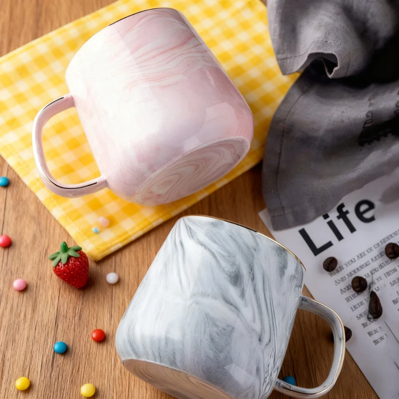 كوب قهوة سيراميك احترافي بحافة ذهبية