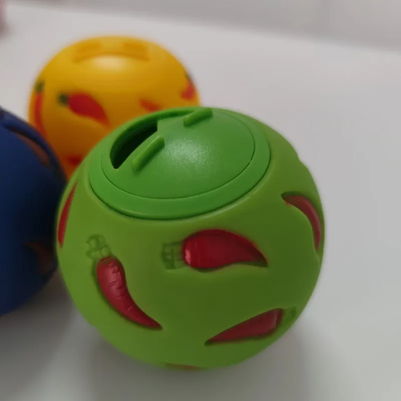 Rabbit Treat Ball Pet Slow Feeder Interactive Bunny Toy Snack Toy Ball Bite Resistant Feeding Toys Kitty Guinea Pig Cat Supplies