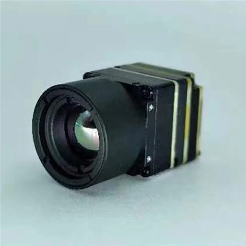 Image thermique 256x192 affichée sur écran FPV, contraste net des températures