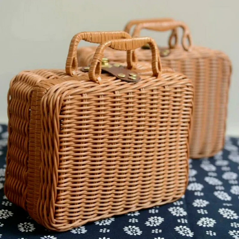 Description Picture 4 of itemRetro PP Imitation Rattan Weaving Picnic Storage Basket Wicker Suitcase Hand Gift Box Woven Cosmetic Sundries Organizer Boxs