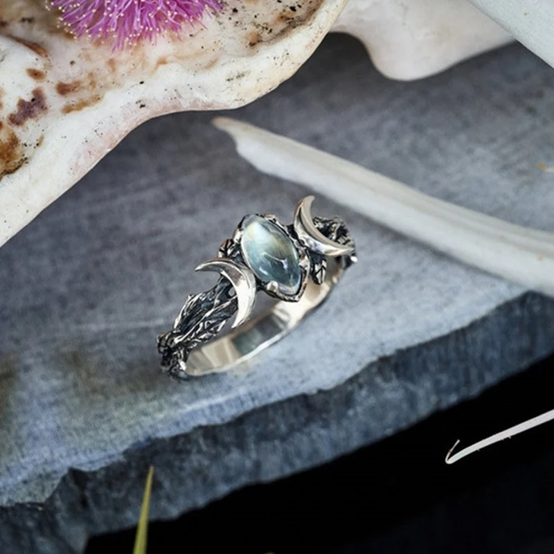 Retro Ethnic Style Moonstone Ring for Woman Bohemian Retro Crescent Ring Simple Female Engagement Jewelry Wedding crystal rings engagement rings bohemian rings stone rings fashion rings wedding rings fashion ring finger rings