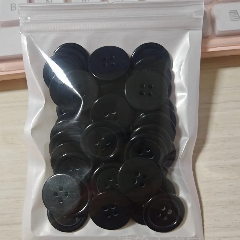 50pcs 간단한 4 홀 버튼 20mm 라운드 수지 플랫 백 버튼 스웨터 스커트 액세서리