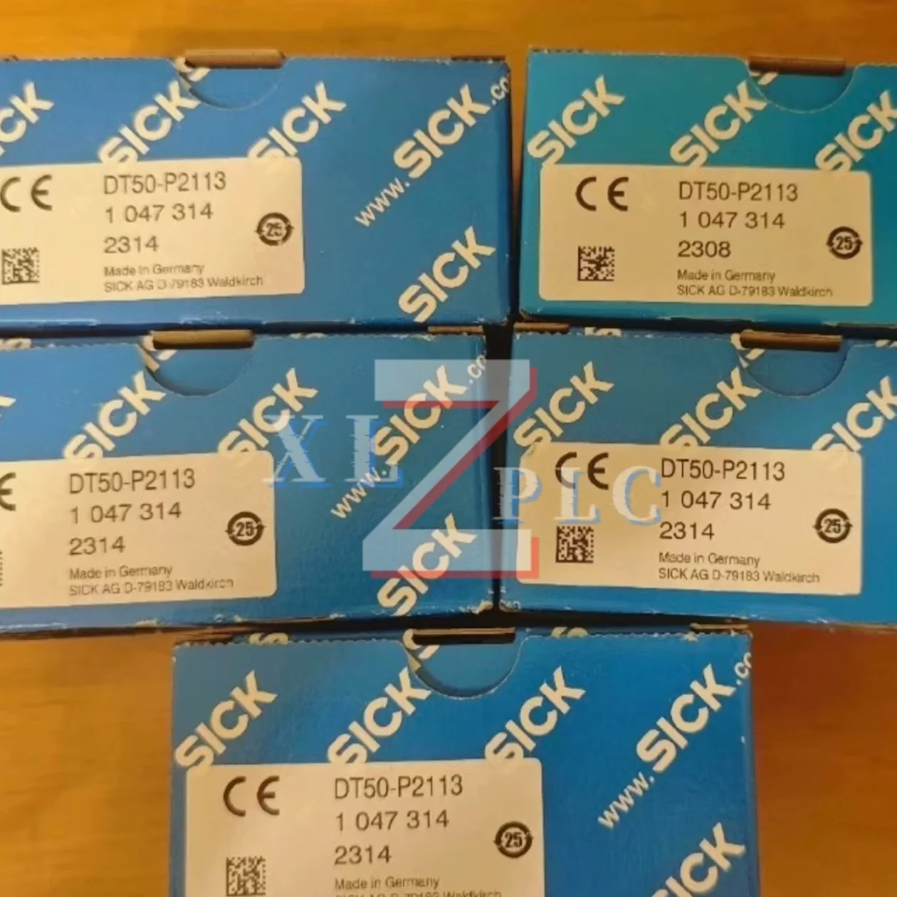 새로운 원본 DT50-P2113 1047314 KTX-WP92142252ZZZZ 1078068 센서