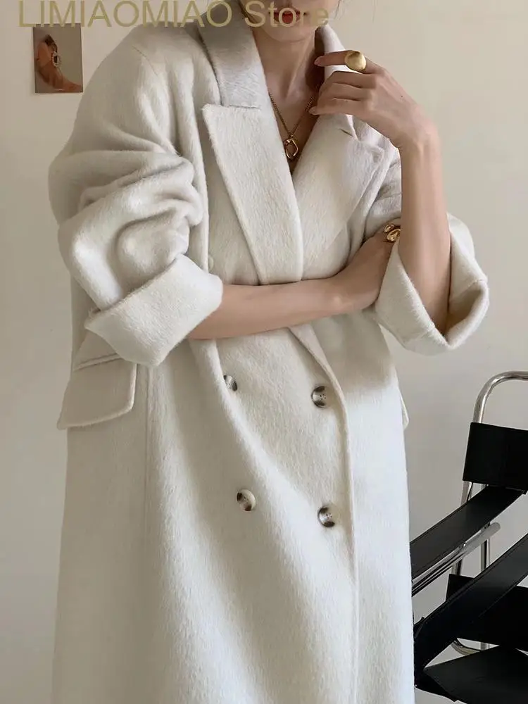 New autumn Winter Women's Fashionable real woolen coats outerwear Plush lamb woolen jackets