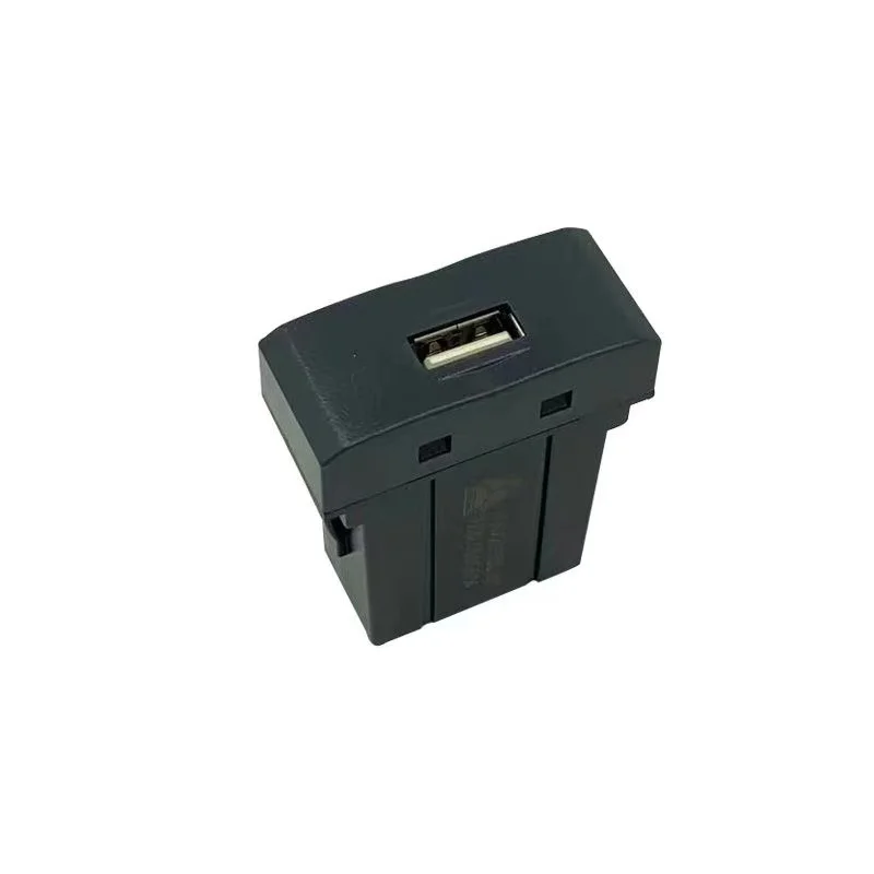 WG9X25580013 USB Charging Port Used For CNHTC SINOTRUK HOWO T7H TX SITRAK C7H Rear Sleeper
