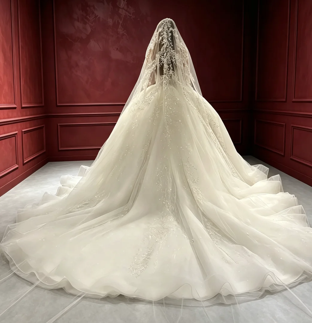 Customized Wedding Dress Luxury Square Neck Long Sleeves Lace Appliques Ball Gown With Veil Cathedral Train Made Bridal For Brid