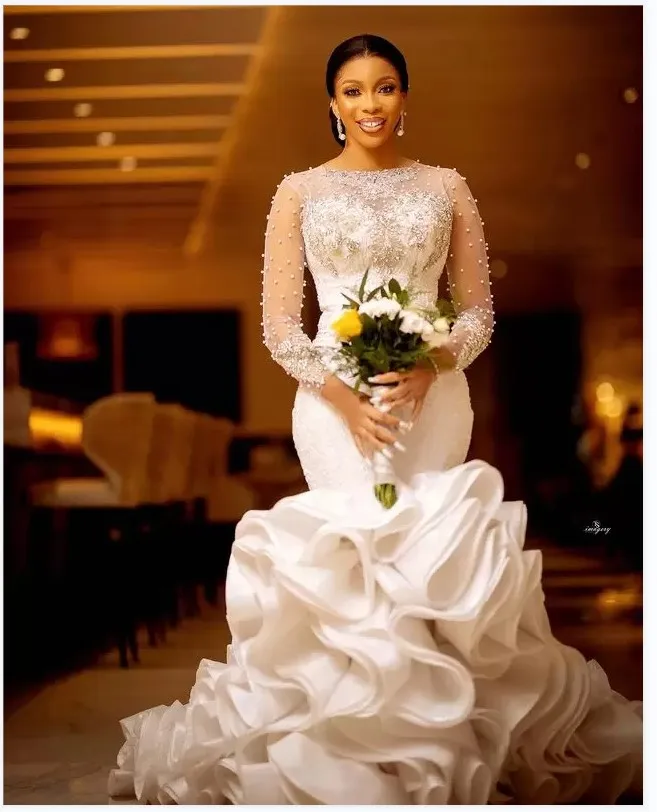 Modern Pearls Scoop Neckline Mermaid Wedding Dresses with Lace Appliques Sweep Train Long Sleeves Tiered Rufffles Bridal Gowns