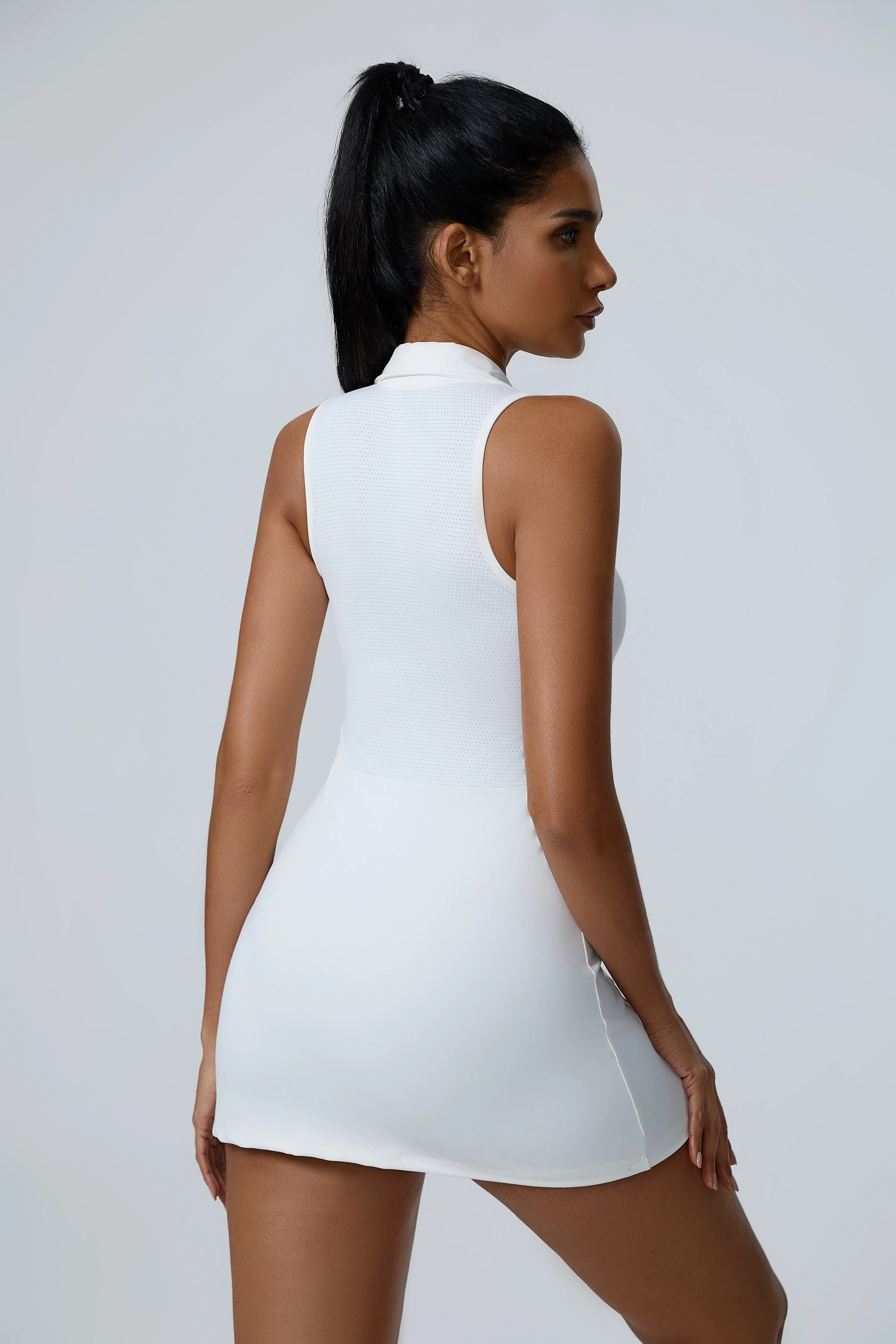 robe de sport, combinaison yoga, tenue fitness, vêtement sport femme,
