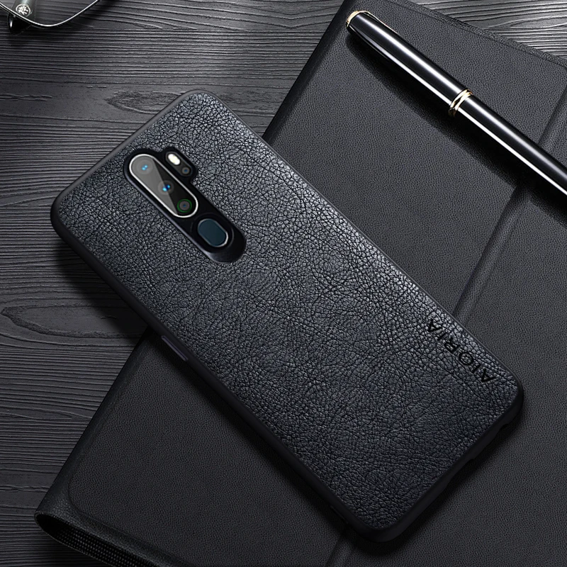 Luxury Leather Business Phone Case – Simple Design