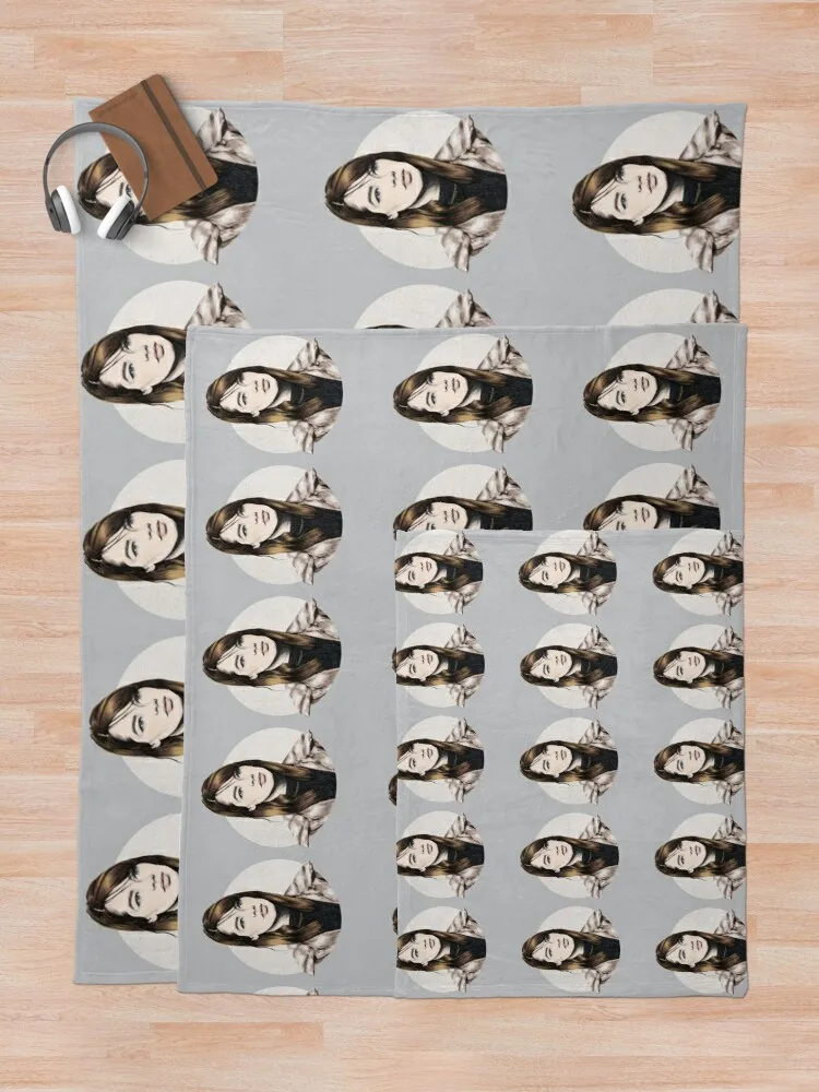 Franz? oise Hardy DrawingThrow ��� �ε巯�� ���, ǫ���ϰ� ǳ���� ������ ħ�� ����