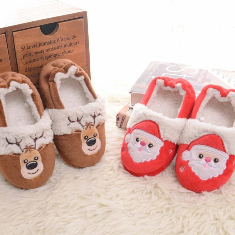 Kids Christmas Fuzzy Home Slippers Cute Santa Claus/Reindeer Warm Non-Slip Soft Sole Indoor Shoes for Boy Girl