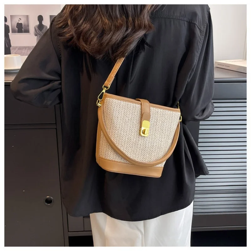 

2024 Popular Fashion Bucket Bags For Ladies Knitting Solid Color Shoulder Bags Countryside Village Garden Style Crossbody Handba