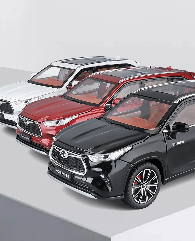 Toyota Highlander SUV 2023 1:24 Ölçekli Model Araba