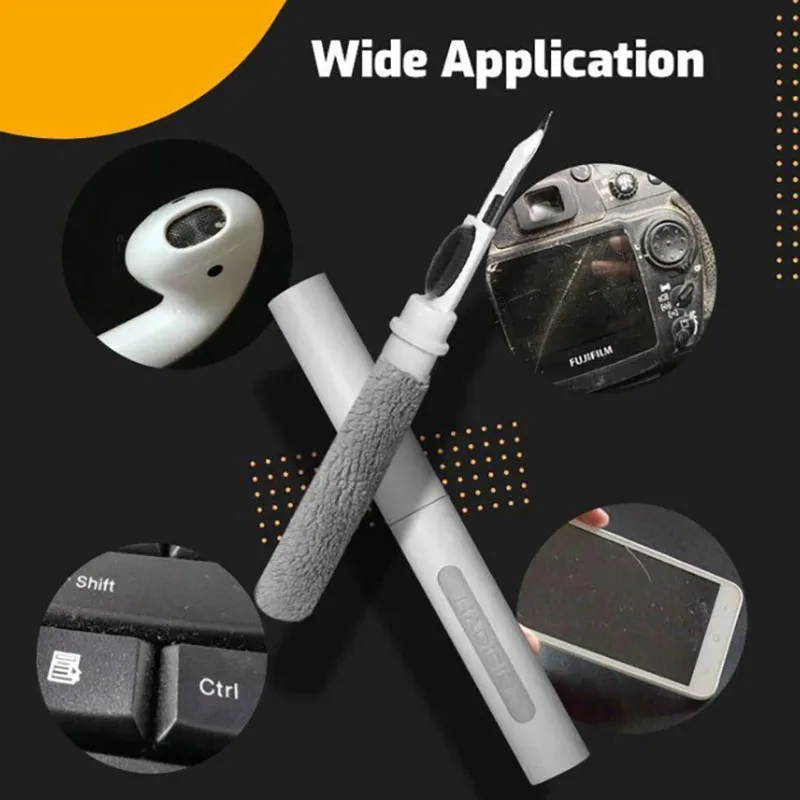 Earphone cleaner