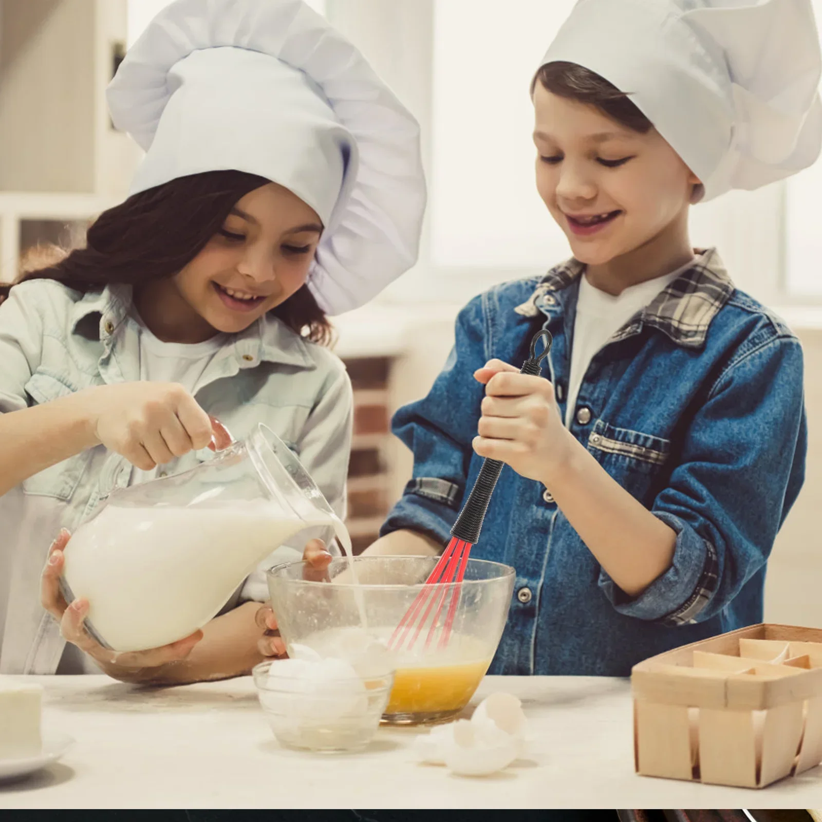 Hand Mixer Whisk Plastic Stirrer Drinks Salon Mixer Egg Blender Cordless Hand Dough Whisk Mini Stand Dye Cream Stirring Rod 1 Pcs