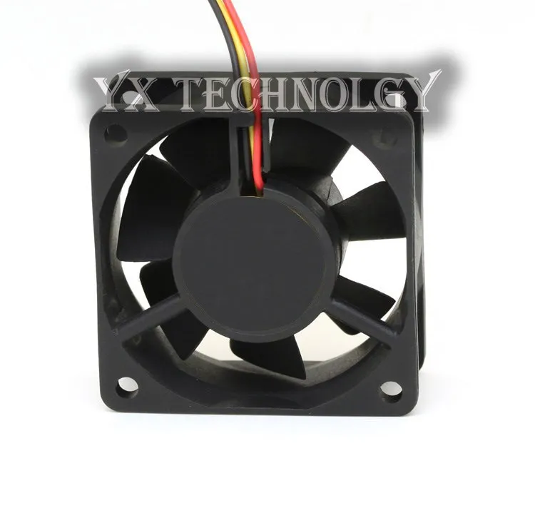

AD0612XB-C72GL, S (H5) DC 12V 0.31A 3-проводной 110 мм 60x60x20 мм квадратный Вентилятор охлаждения сервера