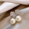 Boucles d'oreilles pendantes en perles de cristal pour femmes, accessoires d'oreille exquis, bijoux de fête, document en or, brillant, luxe, mode 2025