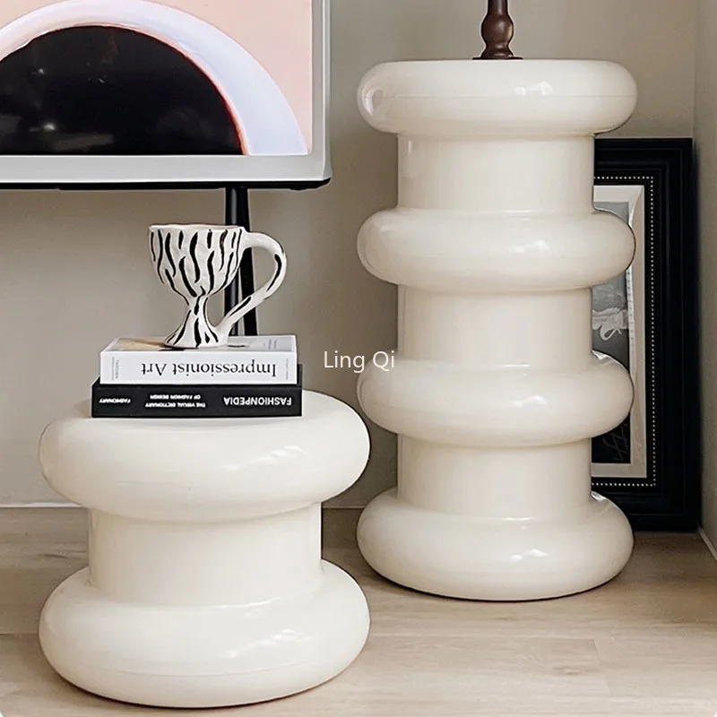 

Unique Modern White Stool Household Round Creative Shoes Changing Adults Cute Foot Stool Floor Relax Tabouret Outdoor Furniture