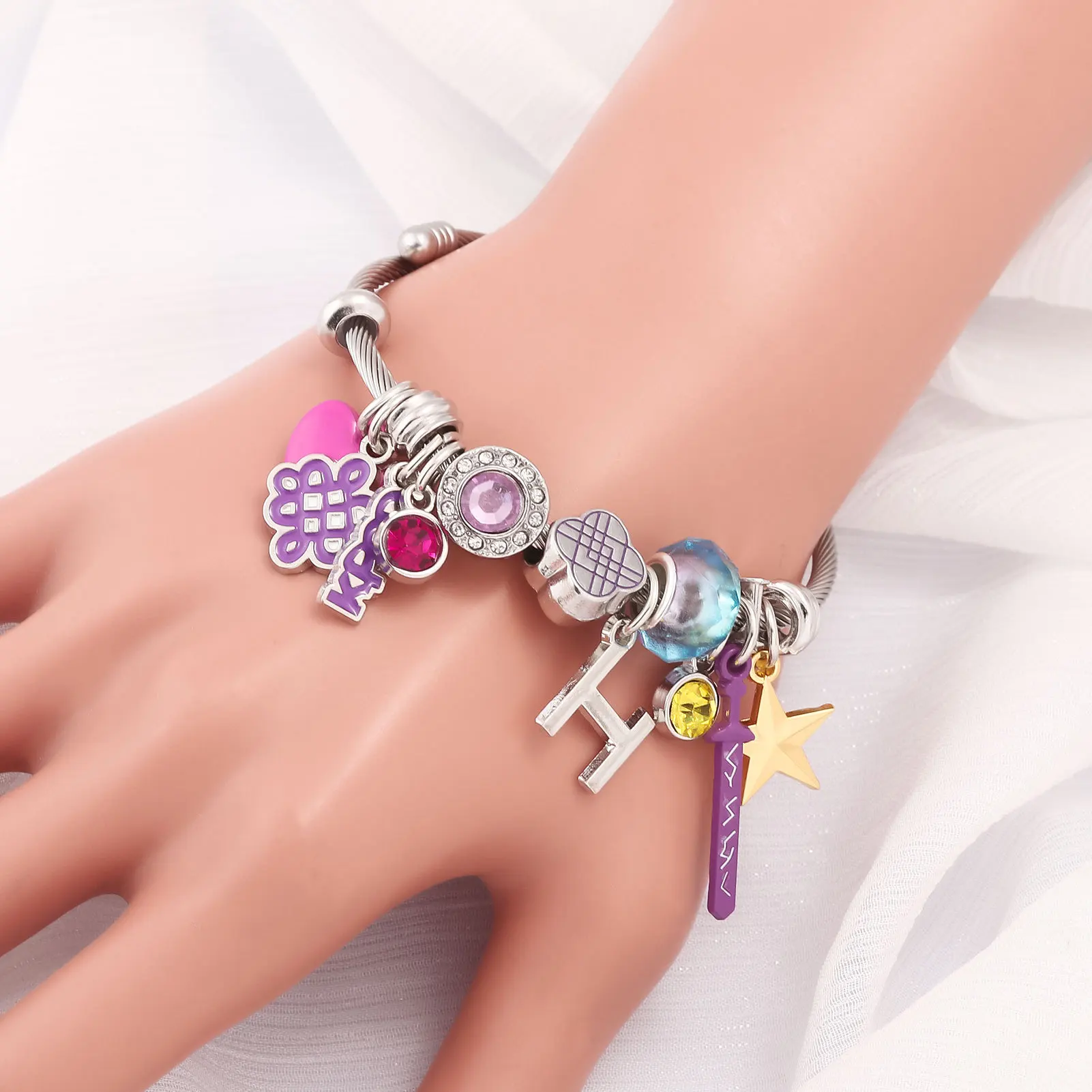Kpop Demon Hunter HUNTR/X Character Charm Bracelet – Silver Beaded Bangle