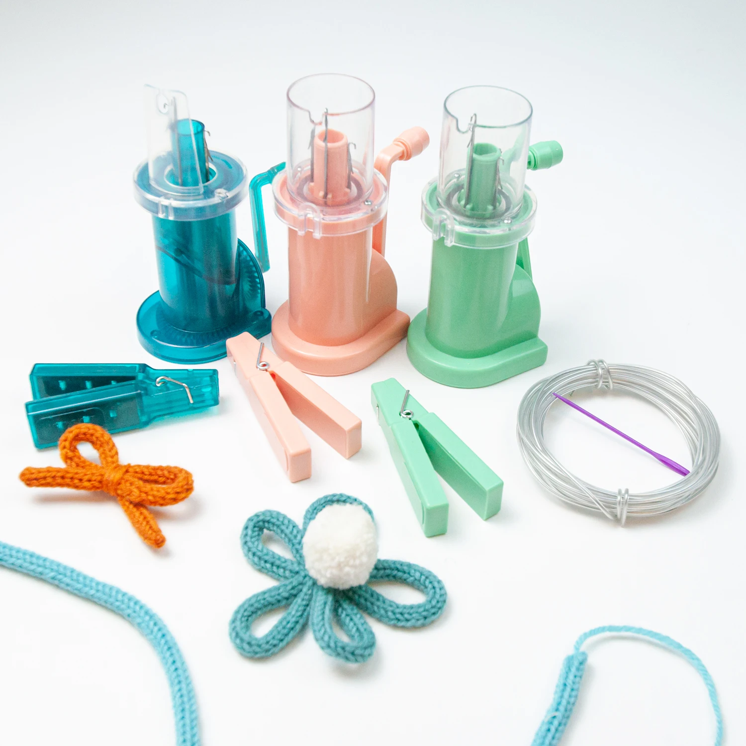 DIY Knitting Machine Mini Spool Knitter Mini Hand-Operated Weaver Tool Hand Weave Crocheting Tools DIY Knitting Spool Knitter