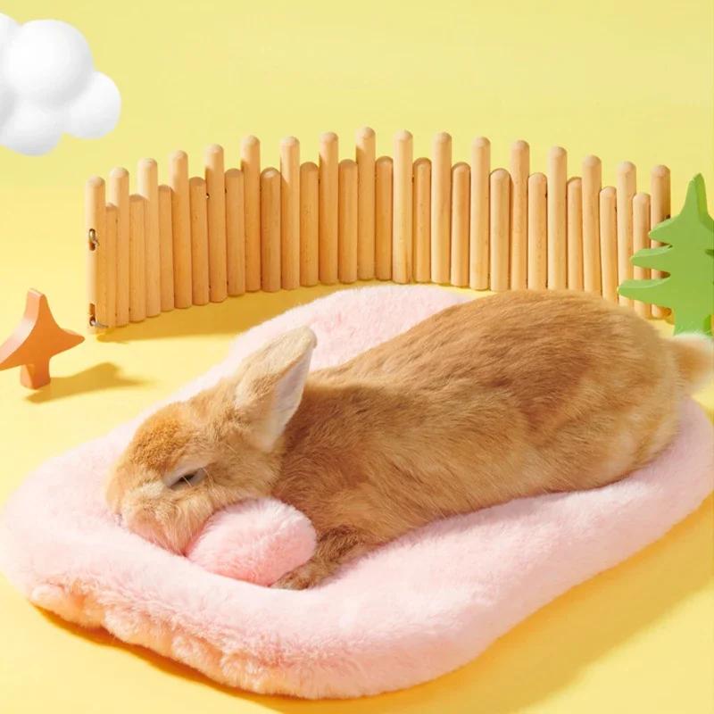 

New Hamster Nest Cute Bunny Tail Sleeping Mat Plush Soft Cotton Nest Pad Rabbit Dragon Cat Dutch Pig Bed Warm House Pet supplies