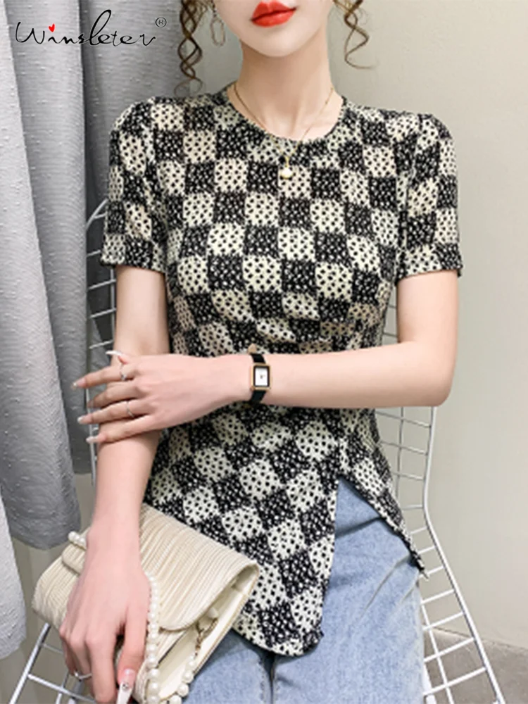 

Winsleter летняя европейская одежда, длинная футболка, женские Асимметричные приталенные сетчатые топы с круглым вырезом, футболки с коротким рукавом и эластичным разрезом 2023T34812M