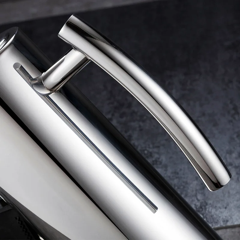 Stainless Steel Oil Pot Vinegar Juice Dispenser Drip-Proof Dust-Proof Oil Storage Container To Store Kitchen Tool Seasoning Pot