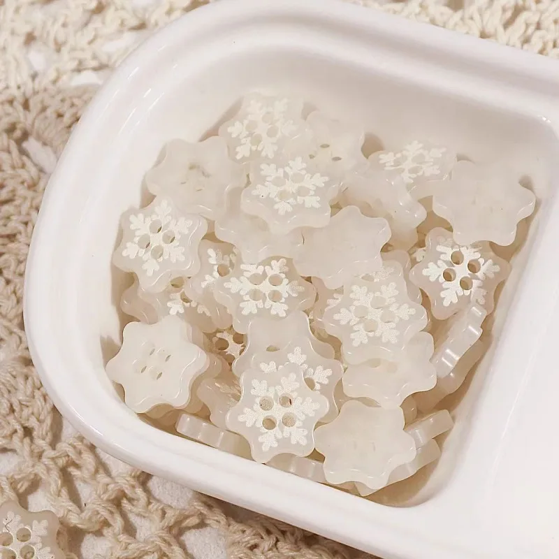 10pcs 눈송이 곰 단추 귀여운 DIY 인형 옷 바느질 장식 Ins 공예 스크랩북 DIY 의류 바느질 용품