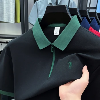 Polo a maniche corte ricamata con pony, di marca di alta gamma, alla moda, color block, casual da uomo, con mezza zip, nuova t-shirt estiva da golf