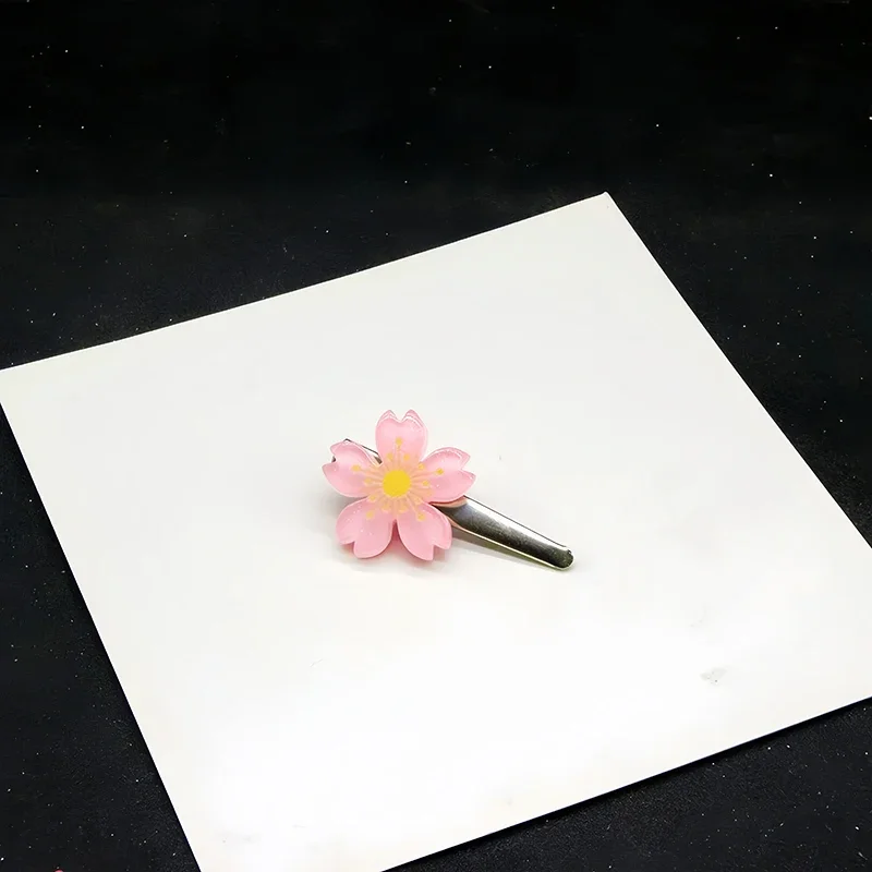 Anime Miyazono Kaori Cosplay Pink Hair Clips Girl Gift Metal Hairpin Cute Duck Bill Hairpin Accessories